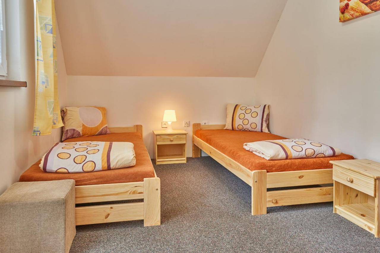 Camp Dolce Hotell Trutnov Exteriör bild