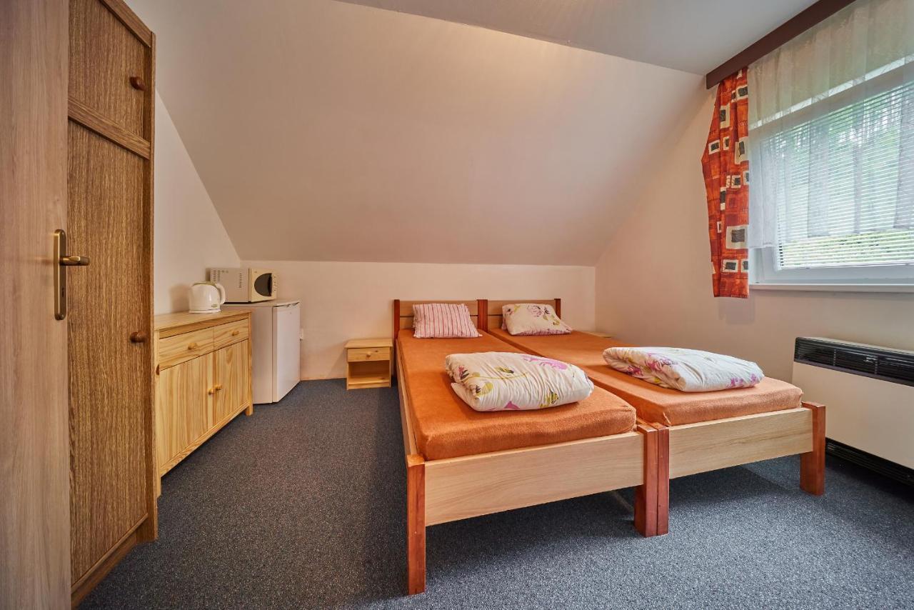 Camp Dolce Hotell Trutnov Exteriör bild
