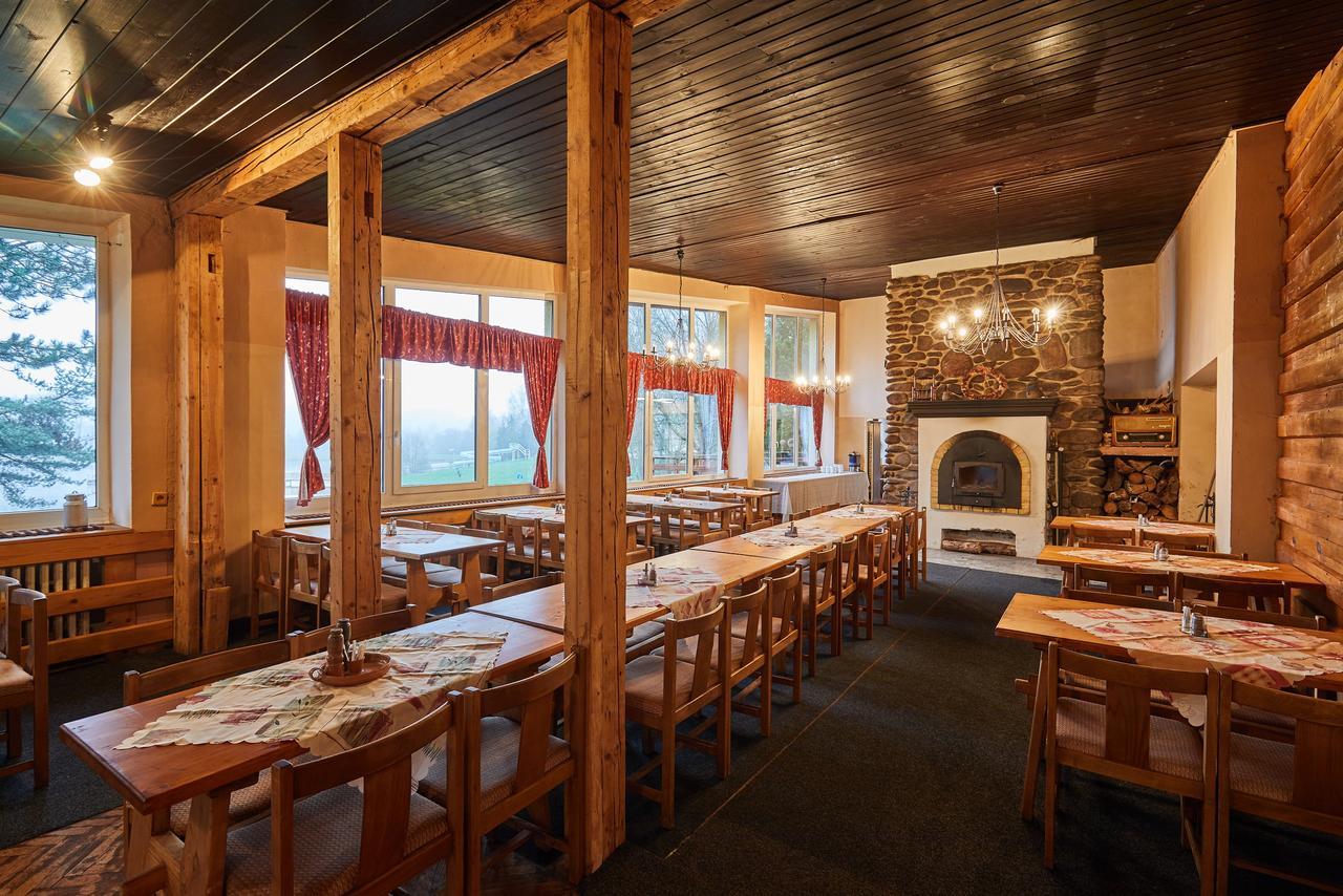 Camp Dolce Hotell Trutnov Exteriör bild