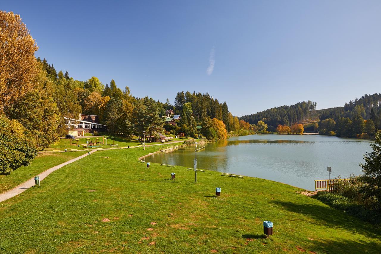 Camp Dolce Hotell Trutnov Exteriör bild