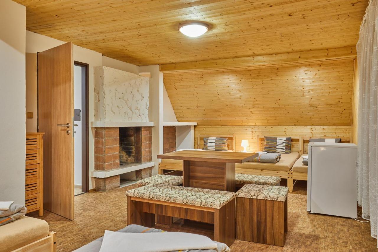 Camp Dolce Hotell Trutnov Exteriör bild